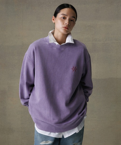 ADAM ET ROPE'（アダムエロペ）の「オーガニックコットン クルーネック ロゴ スウェット / UNISEX（スウェット・メンズ・スミクロ/ブルー系その他3/パープル系その他・L/M）」の15枚目の写真