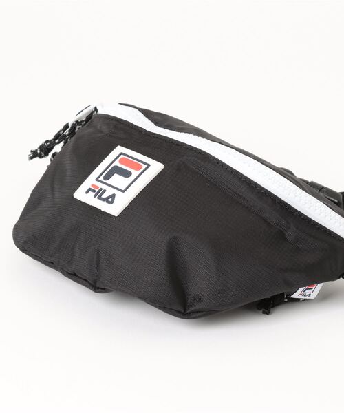 FILA（フィラ）の「【FILA】Heritage Waist Bag（ボディバッグ/ウエストポーチ・レディース・ブラック/イエロー/グリーン/ネイビー・FREE）」の8枚目の写真