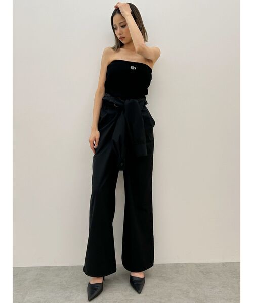 GYDA（ジェイダ）の「Symmetry GYDAラメembroideryベアトップス（チューブトップ・レディース・オフホワイト/ブラック・FREE）」の13枚目の写真