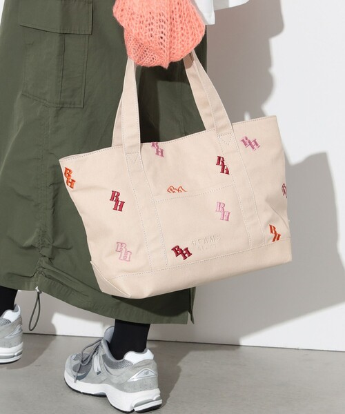 BEAMS HEART（ビームスハート）の「刺繍 キャンバス トート