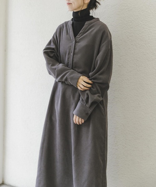 ITEMS URBANRESEARCH（アイテムズ アーバンリサーチ）の「コーデュロイスキッパーワンピース（ワンピース・レディース・ベージュ/バーガンディー/チャコールグレー・FREE）」の6枚目の写真