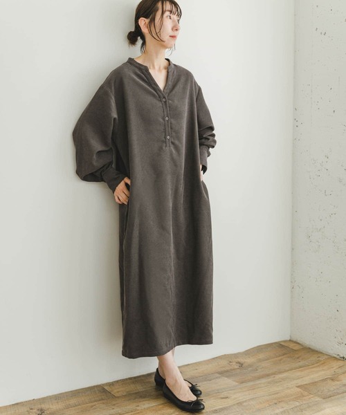 ITEMS URBANRESEARCH（アイテムズ アーバンリサーチ）の「コーデュロイスキッパーワンピース（ワンピース・レディース・ベージュ/バーガンディー/チャコールグレー・FREE）」の7枚目の写真