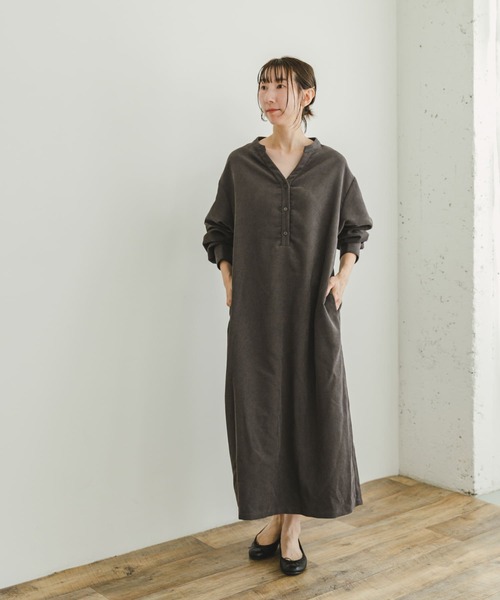 ITEMS URBANRESEARCH（アイテムズ アーバンリサーチ）の「コーデュロイスキッパーワンピース（ワンピース・レディース・ベージュ/バーガンディー/チャコールグレー・FREE）」の8枚目の写真