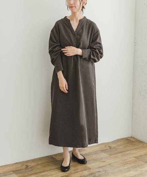 ITEMS URBANRESEARCH（アイテムズ アーバンリサーチ）の「コーデュロイスキッパーワンピース（ワンピース・レディース・ベージュ/バーガンディー/チャコールグレー・FREE）」の12枚目の写真