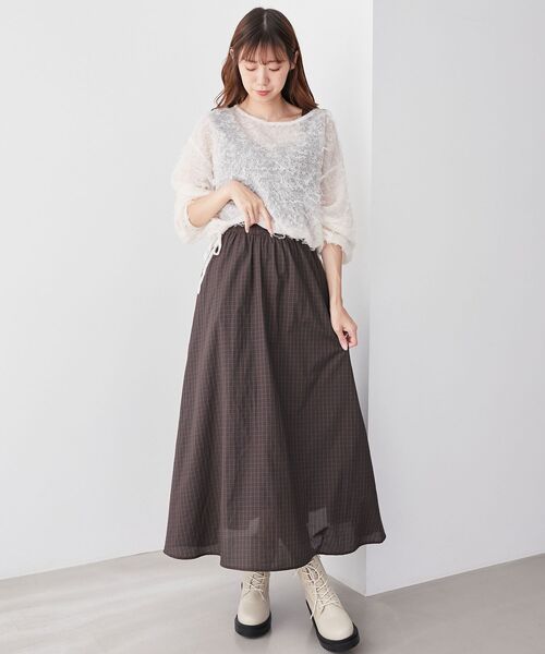 MAJESTIC LEGON(マジェスティックレゴン)の「エアリーフリンジドロストニット(ニット/セーター・レディース・アイボリー/ピンク/ボルドー/ブルー系その他5・MEDIUM)」の7枚目の写真