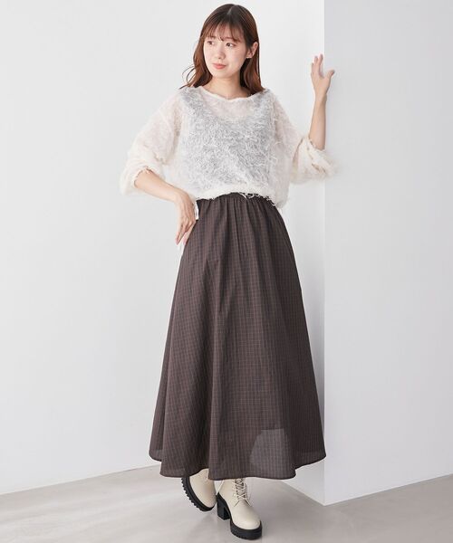 MAJESTIC LEGON(マジェスティックレゴン)の「エアリーフリンジドロストニット(ニット/セーター・レディース・アイボリー/ピンク/ボルドー/ブルー系その他5・MEDIUM)」の8枚目の写真