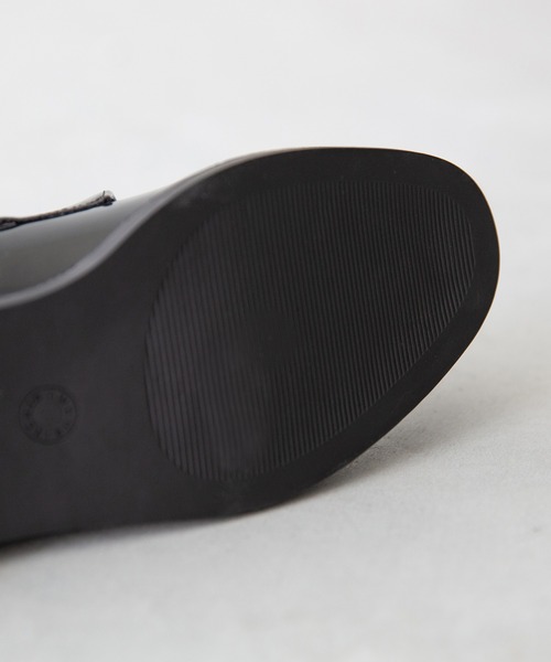 menue(メヌエ)の「2タイプ モチーフ付き 厚底ソール ローファー(ローファー・レディース・ブラック系2/ブラック系1・LL/L/M/S)」の21枚目の写真