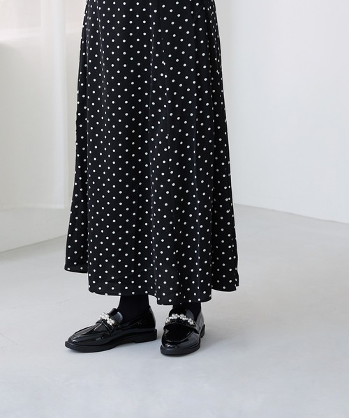 menue(メヌエ)の「2タイプ モチーフ付き 厚底ソール ローファー(ローファー・レディース・ブラック系2/ブラック系1・LL/L/M/S)」の17枚目の写真