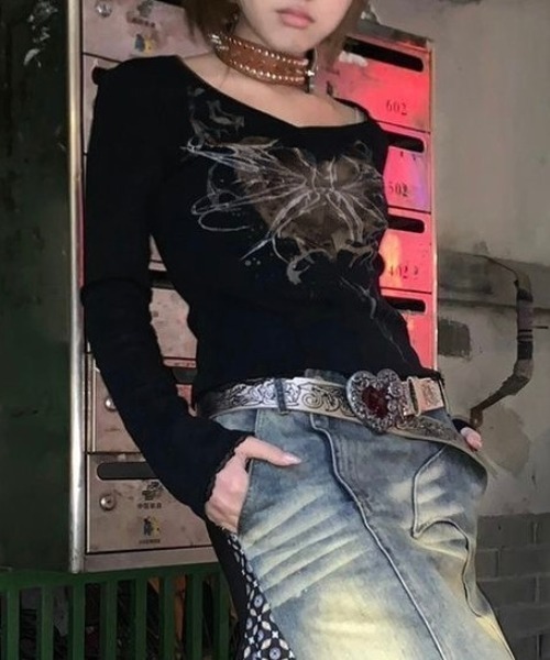LADY LIKE(レディライク)の「フロントプリントもちもちトップス(Tシャツ/カットソー・レディース・ブラック・M)」の2枚目の写真
