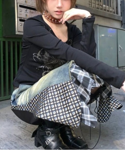 LADY LIKE(レディライク)の「フロントプリントもちもちトップス(Tシャツ/カットソー・レディース・ブラック・M)」の4枚目の写真