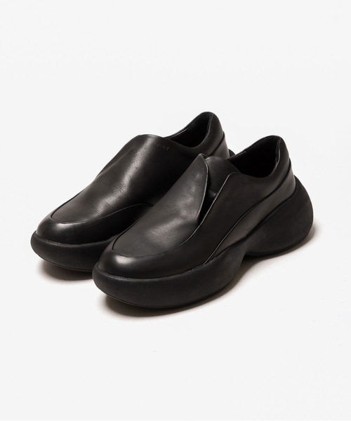 VEIN （ヴェイン）の「カウレザー オーバルソールトレーナー /  COW LEATHER OVAL SOLE TRAINER（スニーカー・メンズ・ブラック・42/41/43）」の3枚目の写真
