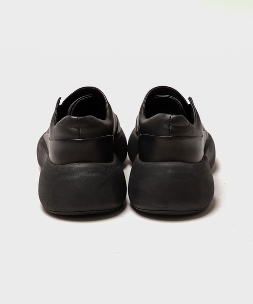 VEIN （ヴェイン）の「カウレザー オーバルソールトレーナー /  COW LEATHER OVAL SOLE TRAINER（スニーカー・メンズ・ブラック・42/41/43）」の4枚目の写真