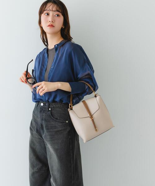 RODE SKO(ロデスコ)の「ワンハンドルフラップバッグ(ショルダーバッグ・レディース・グリーン系その他/ブラック/アイボリー/グレー・ONE)」の5枚目の写真