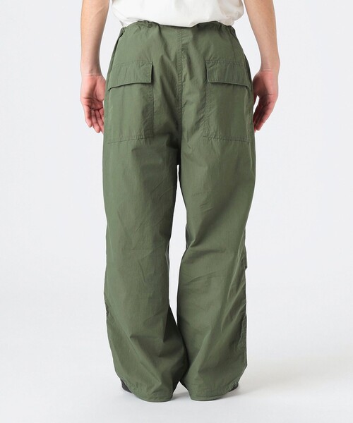 B:MING by BEAMS（ビーミングバイビームス）の「コットンナイロン オーバーパンツ（その他パンツ・メンズ・オリーブ/ブラック・L/M/S/XL）」の14枚目の写真