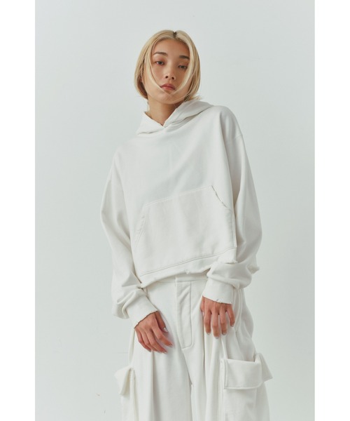 ALEXIA STAM（アリシアスタン）の「Distressed Cropped Hoodie /クロップドダメージフーディー（スウェット・レディース・ヘザーグレー/ホワイト/ネイビー・FREE）」の5枚目の写真