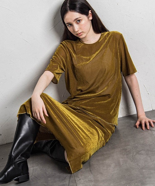 MAYSON GREY(メイソングレイ)の「ラメラインシアーベロアTシャツ≪手洗い可能≫(Tシャツ/カットソー・レディース・イエロー・M)」の8枚目の写真