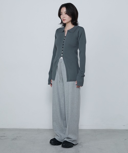 le ELMi（ルエルミ）の「Skipper polo knit slim fit cardigan / スキッパー ポロニット スリム フィットカーディガン（カーディガン/ボレロ・レディース・ブラウン/アイボリー/グレー・FREE）」の9枚目の写真