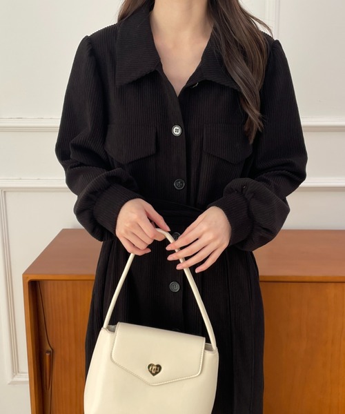 ABITOKYO（アビトーキョー）の「ウエストマークコーデュロイシャツワンピース（ワンピース・レディース・キャメル/モカ/ブラック・M/L/XL）」の18枚目の写真