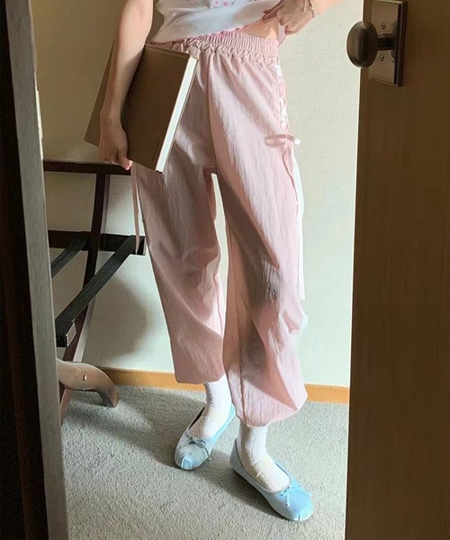 GLAMOROUS JANE(グラマラスジェーン)の「サイドレースアップバイカラーワイドパンツ(その他パンツ・レディース・グレー/ブラック/ピンク・FREE)」の14枚目の写真
