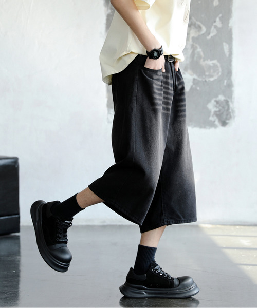 neos(ネオス)の「【neos】ルーズシルエット ヴィンテージライク オーバーダイ 7分丈 バギー バミューダ デニム ハーフパンツ(デニムパンツ・メンズ・ダークインディゴブルー/ネイビー/ブラック・MEDIUM/LARGE/X-LARGE/SMALL)」の4枚目の写真