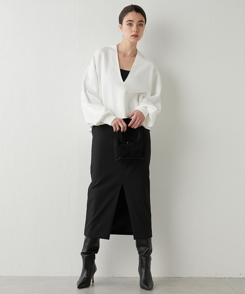 Whim Gazette（ウィムガゼット）の「スウェットVネックプルオーバー２（スウェット・レディース・オフホワイト/グレー/ライトベージュ/チャコールグレー/ブラック/ブラウン/ホワイト系その他/キャメル/ベビーピンク・FREE）」の21枚目の写真