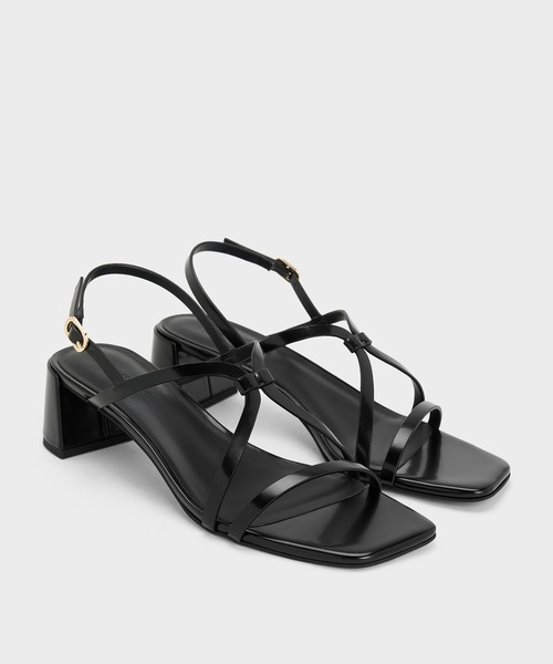 CHARLES & KEITH(チャールズ & キース)の「ストラッピー スクエアトゥブロックヒールサンダル(サンダル・レディース・シルバー/クリーム/ブラック系その他7・26.5cm/25.5cm/25cm/24.5cm/23.5cm/23cm/22.5cm/22cm)」の15枚目の写真