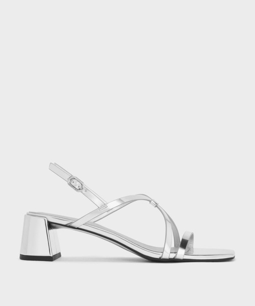 CHARLES & KEITH(チャールズ & キース)の「ストラッピー スクエアトゥブロックヒールサンダル(サンダル・レディース・シルバー/クリーム/ブラック系その他7・26.5cm/25.5cm/25cm/24.5cm/23.5cm/23cm/22.5cm/22cm)」の20枚目の写真