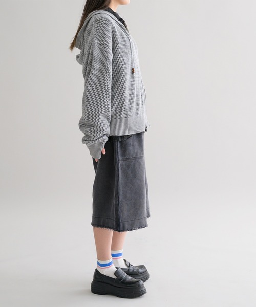 EPNK（イーピーエヌケー）の「【EPNK】Faded carpenter sweat shorts / フェイデッドカーペンタースウェットショーツ（スウェットパンツ・メンズ・ブラック・SMALL/LARGE/MEDIUM）」の20枚目の写真