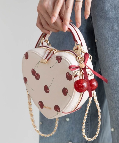 RANDA 2WAYチェリープリントハートバッグ　アイボリー Cherry Collection】2WAYチェリープリントハートバッグ