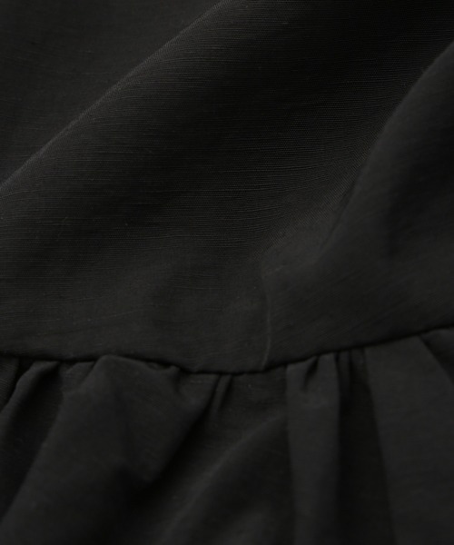 ADAM ET ROPE'（アダムエロペ）の「【サステナブル】ペプラムブラウス（シャツ/ブラウス・レディース・カーキ/ブラック/ホワイト・FREE）」の9枚目の写真