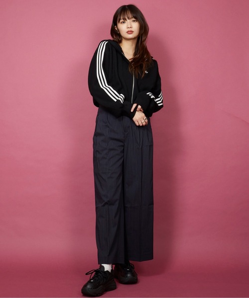 unrelaxing（アンリラクシング）の「ハイウエストストレートパンツ【セットアップ対応】（スラックス・レディース・ネイビー×ホワイト/グレー系その他・マルチサイズ）」の14枚目の写真