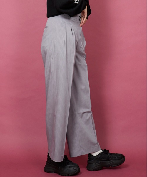 unrelaxing（アンリラクシング）の「ハイウエストストレートパンツ【セットアップ対応】（スラックス・レディース・ネイビー×ホワイト/グレー系その他・マルチサイズ）」の12枚目の写真