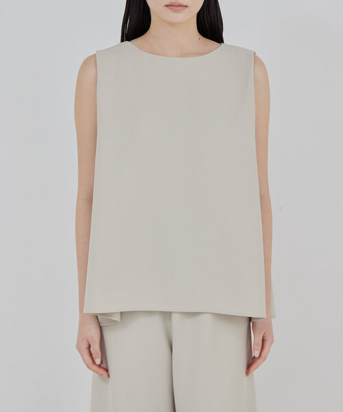 GALLARDAGALANTE（ガリャルダガランテ）の「【サイズ展開あり】ショルダータックノースリ（シャツ/ブラウス・レディース・ベージュ/ブラック/オフホワイト・0/1）」の18枚目の写真