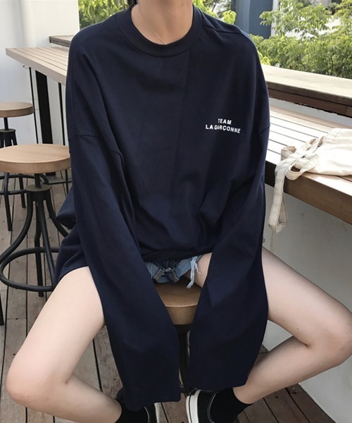 maison de LATIR(メゾンドラティール)の「ラフ感が可愛い長袖Tシャツ(Tシャツ/カットソー・レディース・ブラック/ホワイト・M/L/XL)」の2枚目の写真