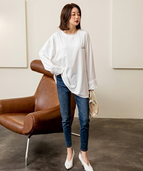 maison de LATIR(メゾンドラティール)の「ラフ感が可愛い長袖Tシャツ(Tシャツ/カットソー・レディース・ブラック/ホワイト・M/L/XL)」の10枚目の写真