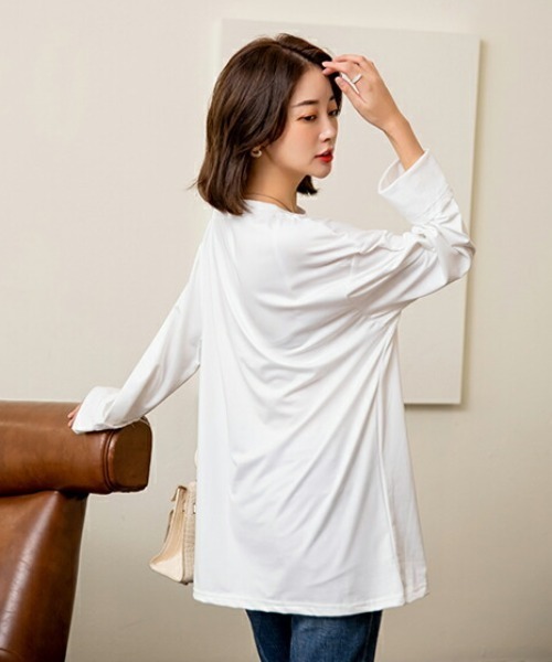 maison de LATIR(メゾンドラティール)の「ラフ感が可愛い長袖Tシャツ(Tシャツ/カットソー・レディース・ブラック/ホワイト・M/L/XL)」の8枚目の写真