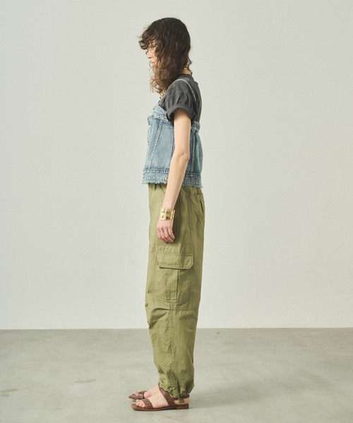 kha:ki（カーキ）の「「KHA:KI / カーキ」 デニムビスチェトップ DENIM