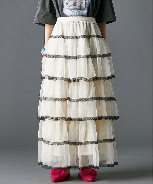 GEVS.（ジェイヴィス）の「チュールティアードマキシスカート＜大きいサイズ有＞GEVS.（スカート・レディース・アイボリー/グレイッシュベージュ・L/M/5L/4L/3L/LL）」の21枚目の写真