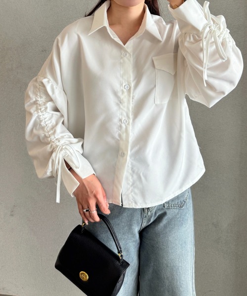 efill（エフィル）の「ギャザー スリーブ フリル シャツ（シャツ/ブラウス・レディース・ホワイト・FREE）」の4枚目の写真