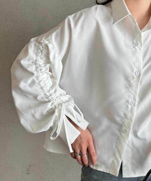 efill（エフィル）の「ギャザー スリーブ フリル シャツ（シャツ/ブラウス・レディース・ホワイト・FREE）」の10枚目の写真