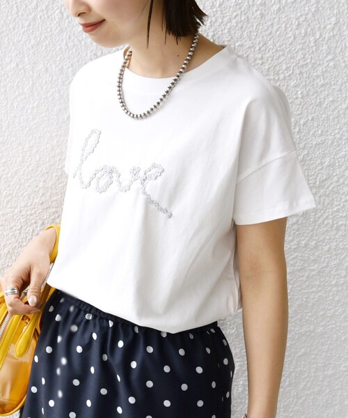 SHIPS（シップス）の「【WEB限定】ファンシー コード 刺繍 ロゴ TEE（Tシャツ/カットソー・レディース・ネイビー/レッド/オフホワイト/ダークグレー/ストーン・ONE SIZE）」の22枚目の写真