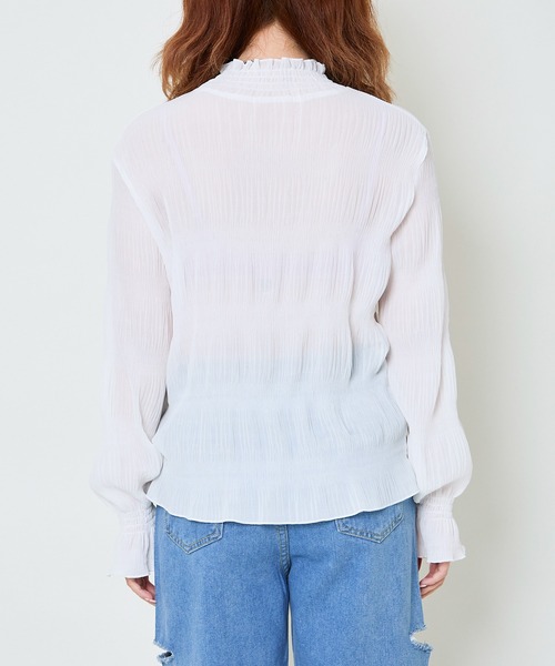 GORGE（ゴージ）の「《フリル×シアー素材》レディース シャーリングブラウス ハイネック長袖 春秋対応（シャツ/ブラウス・レディース・ブラック/オフホワイト/ブラウン/チャコール・F）」の10枚目の写真
