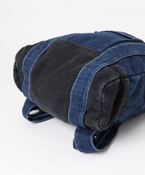 aimoha(アイモハ)の「B.A.G. デニムバックパック(バックパック/リュック・レディース・ライトブルー/ネイビー・FREE)」の4枚目の写真