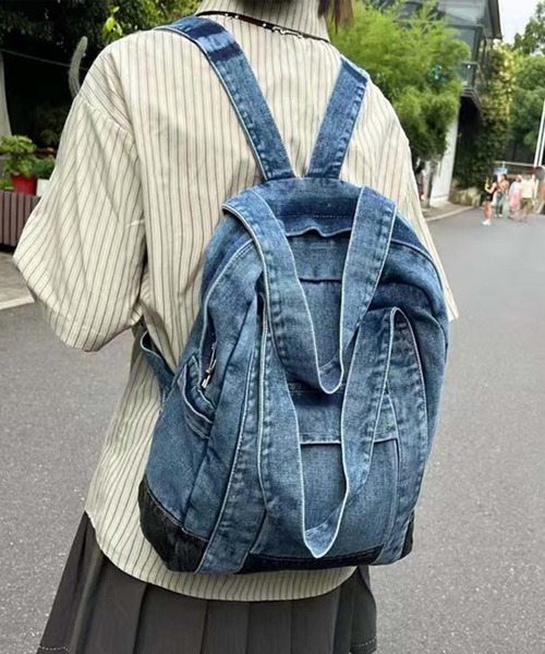 aimoha(アイモハ)の「B.A.G. デニムバックパック(バックパック/リュック・レディース・ライトブルー/ネイビー・FREE)」の8枚目の写真