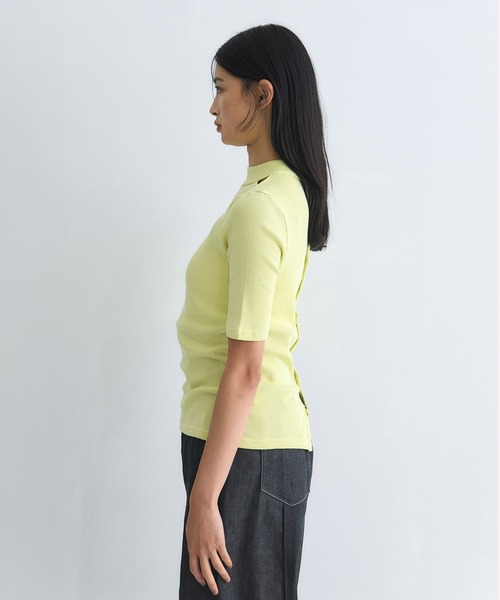 UNITED TOKYO（ユナイテッドトウキョウ）の「【2way】ソフトタッチハーフスリーブトップス｜細見え/ウォッシャブル/カットアウト/オフィスカジュアル/半袖/春服（Tシャツ/カットソー・レディース・ブルー/ホワイト/ダークブラウン/ライム・FREE）」の13枚目の写真