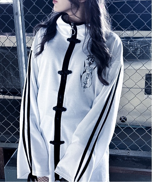 Revo.（レボ）の「【丈が選べる2サイズ】チャイナ釦 T/C ポンチ フルジップ トップス 袖ライン リボン（Tシャツ/カットソー・レディース・ホワイト×ブラック/ブラック×パープル/ブラック×ホワイト・S/FREE）」の8枚目の写真