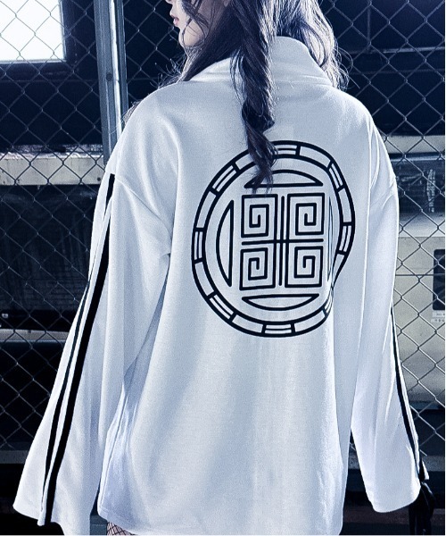 Revo.（レボ）の「【丈が選べる2サイズ】チャイナ釦 T/C ポンチ フルジップ トップス 袖ライン リボン（Tシャツ/カットソー・レディース・ホワイト×ブラック/ブラック×パープル/ブラック×ホワイト・S/FREE）」の11枚目の写真