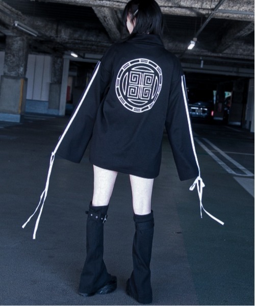 Revo.（レボ）の「【丈が選べる2サイズ】チャイナ釦 T/C ポンチ フルジップ トップス 袖ライン リボン（Tシャツ/カットソー・レディース・ホワイト×ブラック/ブラック×パープル/ブラック×ホワイト・S/FREE）」の20枚目の写真