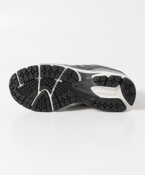 NEW BALANCE(ニューバランス)の「NEW BALANCE U2002RCB(スニーカー・メンズ・グレー・26/27/28/26.5/27.5)」の5枚目の写真
