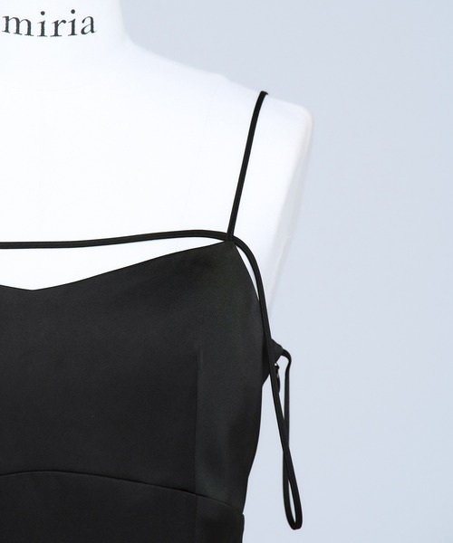 emiriawiz（エミリアウィズ）の「Narrow Strap Camisole Dress（ワンピース・レディース・ベージュ/ブラック・SMALL/MEDIUM）」の11枚目の写真